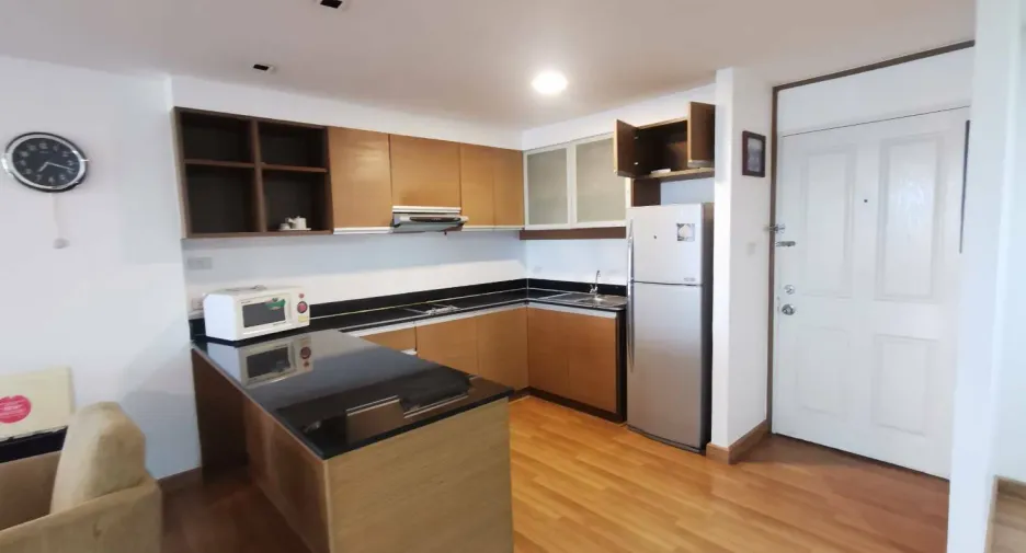 For rent 1 bed condo in Phra Khanong, Bangkok