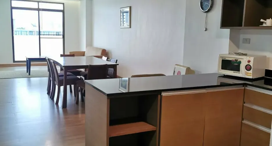 For rent 1 bed condo in Phra Khanong, Bangkok