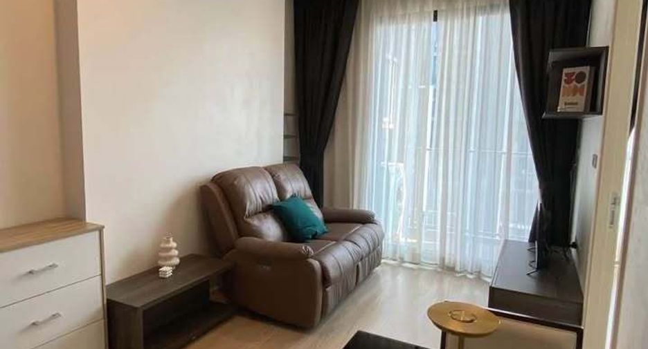 Wohnung zur Miete mit 1 Zimmer in Huai Khwang, Bangkok