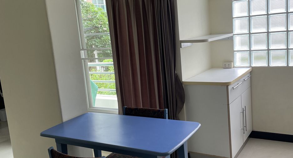 For rent 1 bed apartment in Khlong Toei, Bangkok