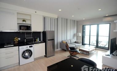 Condo en alquiler de 1 habitaciones en Sathon, Bangkok