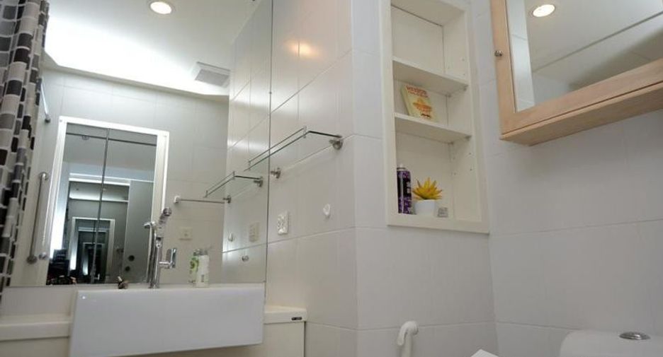Condo en alquiler de 1 habitaciones en Sathon, Bangkok