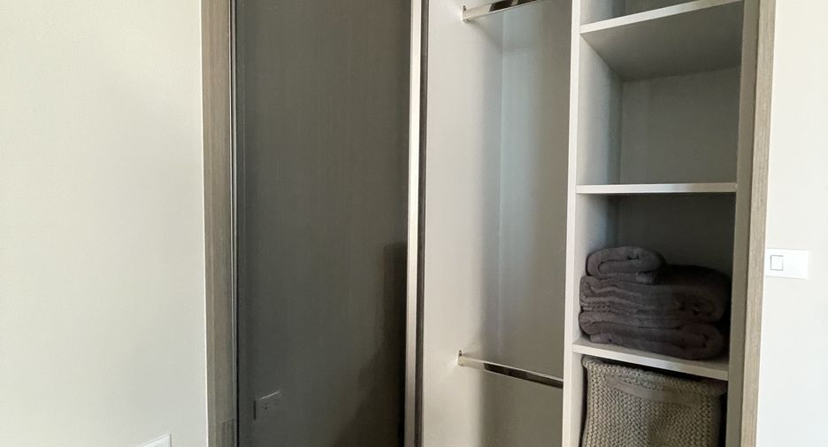 For rent 1 bed condo in Sathon, Bangkok