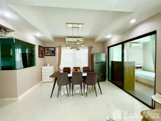 À louer 4 chambres maison à Bang Phli, Samut Prakan