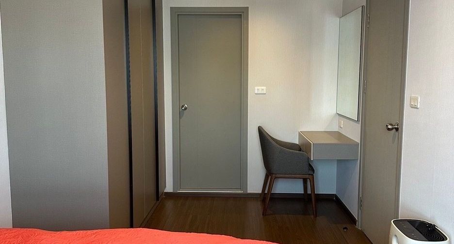 For rent 2 bedrooms condo in Phra Khanong, Bangkok
