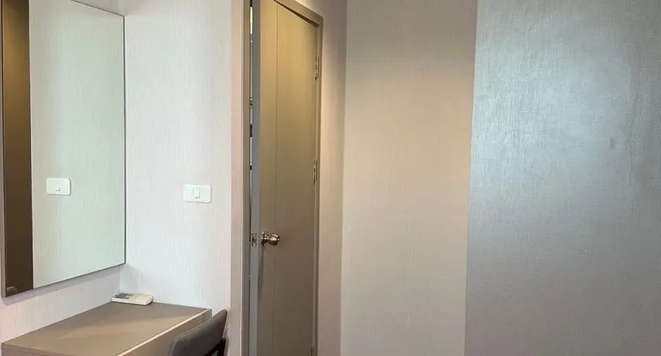 For rent 2 bedrooms condo in Phra Khanong, Bangkok