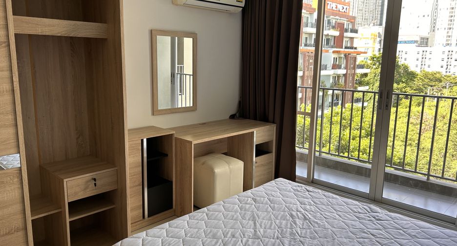 For rent 1 bed condo in Phra Khanong, Bangkok
