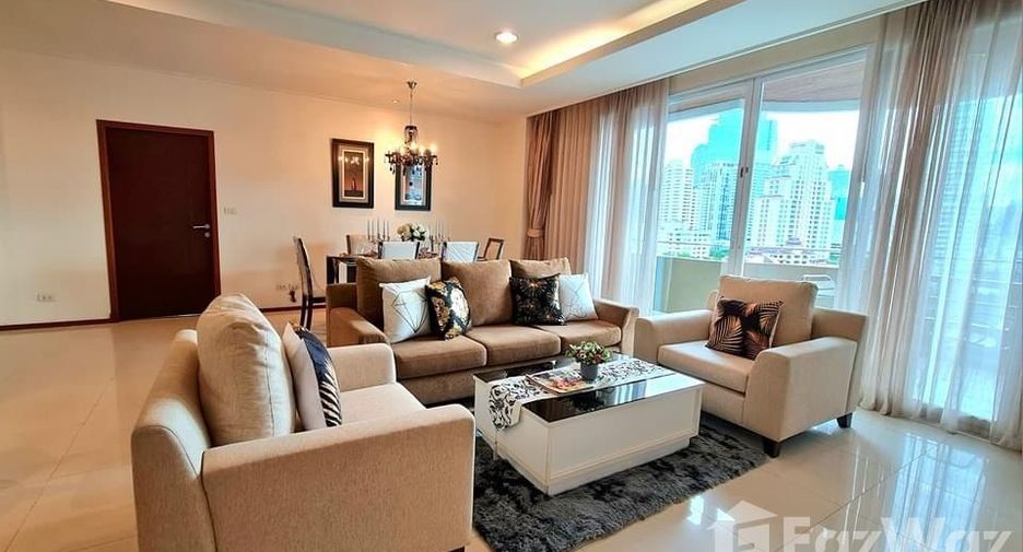 Wohnung zur Miete mit 3 Zimmer in Watthana, Bangkok