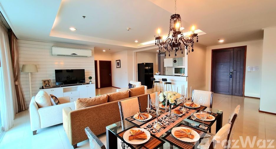 Wohnung zur Miete mit 3 Zimmer in Watthana, Bangkok