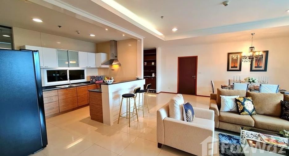 Wohnung zur Miete mit 3 Zimmer in Watthana, Bangkok