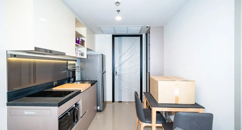 Condo en alquiler de 1 habitaciones en Khlong Toei, Bangkok