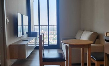 Condo en alquiler de 1 habitaciones en Khlong Toei, Bangkok