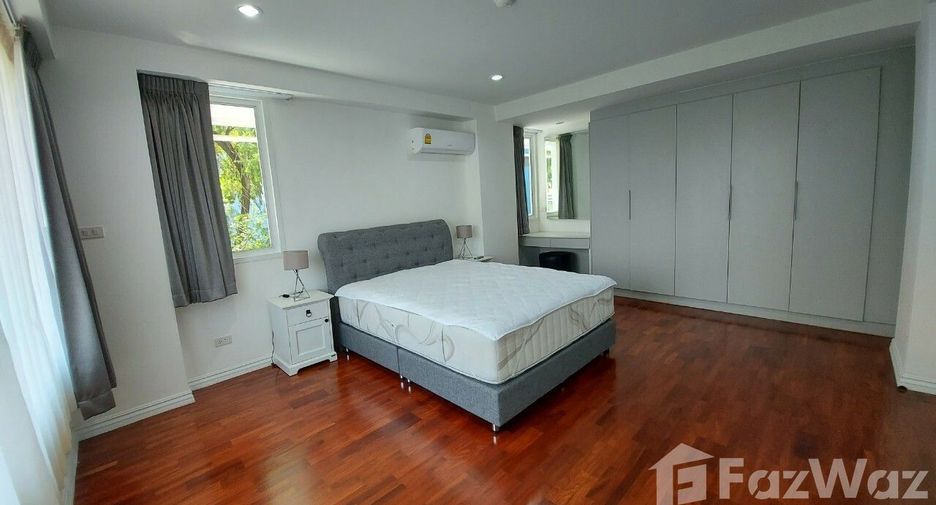 À louer 3 chambres appartement à Watthana, Bangkok