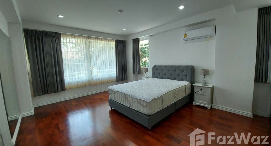 À louer 3 chambres appartement à Watthana, Bangkok