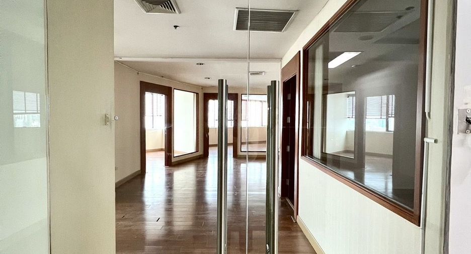 For rent office in Watthana, Bangkok