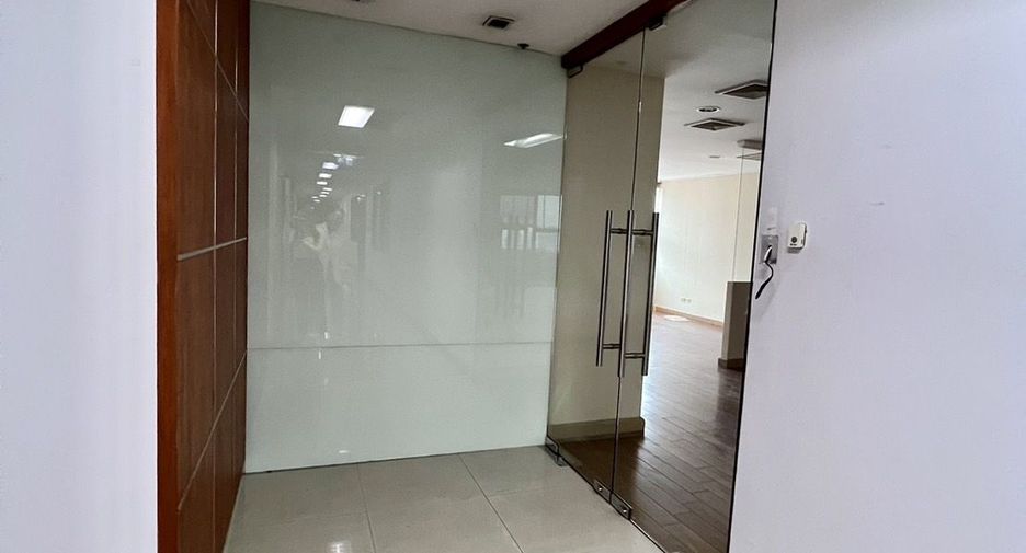 For rent office in Watthana, Bangkok