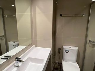 Wohnung zur Miete mit Studio in Phra Khanong, Bangkok