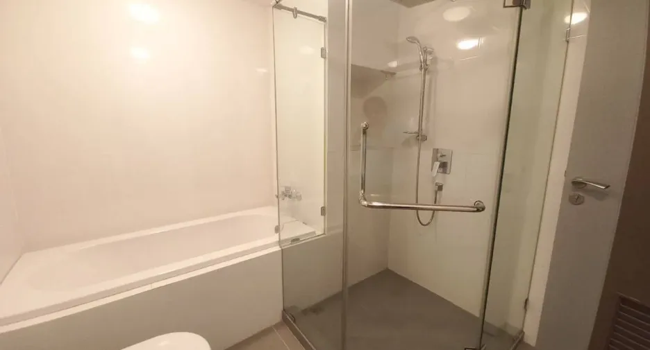 Wohnung zur Miete mit 2 Zimmer in Khlong Toei, Bangkok