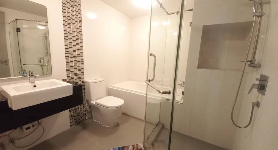 Wohnung zur Miete mit 2 Zimmer in Khlong Toei, Bangkok