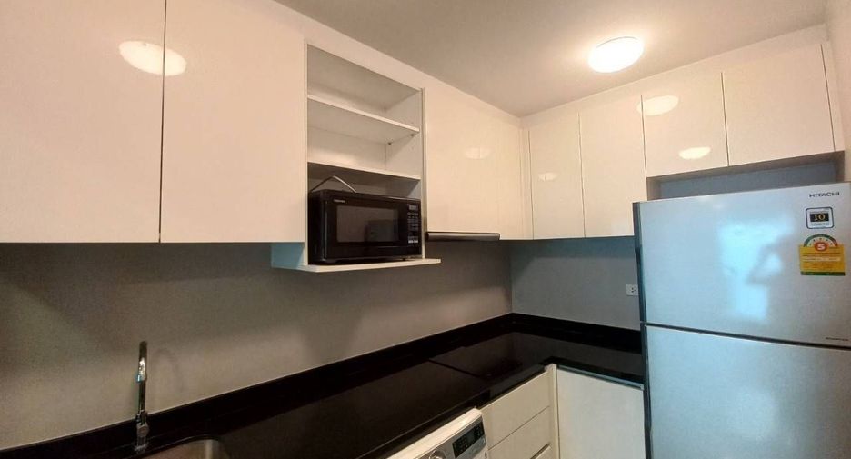 Wohnung zur Miete mit 2 Zimmer in Khlong Toei, Bangkok
