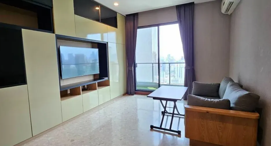 For rent 2 bedrooms condo in Watthana, Bangkok