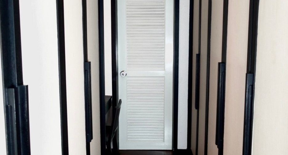 For rent 3 bedrooms condo in Pathum Wan, Bangkok