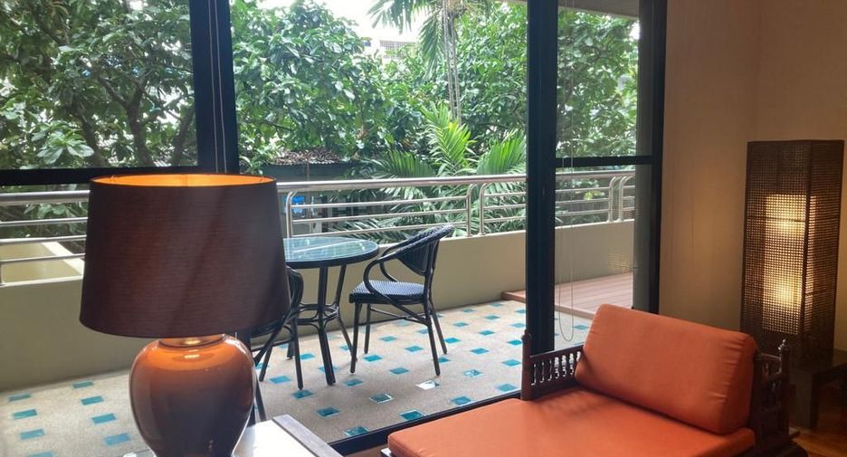 For rent 1 bed condo in Yan Nawa, Bangkok
