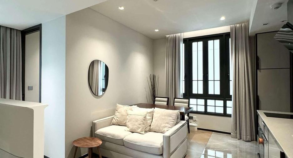 For rent 2 bedrooms condo in Watthana, Bangkok