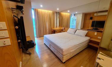 For rent 2 bedrooms condo in Huai Khwang, Bangkok