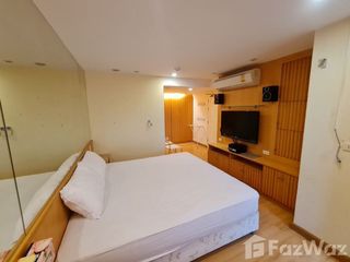 出租 2 卧室 公寓 在 Huai Khwang, 曼谷