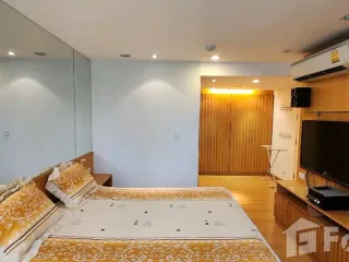 出租 2 卧室 公寓 在 Huai Khwang, 曼谷