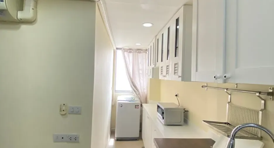 Аренда 3 спальни кондо в Щаттхана, Бангкок