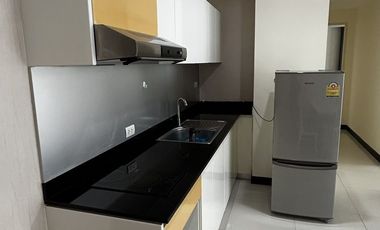 Wohnung zur Miete mit 2 Zimmer in Khlong Toei, Bangkok