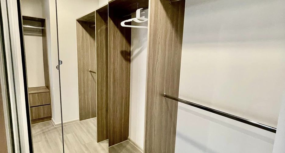 Wohnung zur Miete mit 2 Zimmer in Bang Phlat, Bangkok