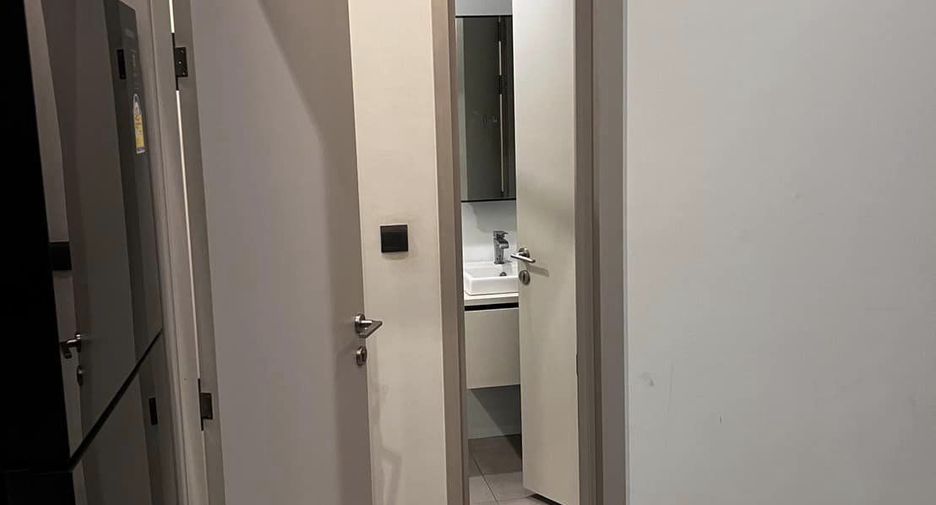 For rent 1 bed condo in Phra Khanong, Bangkok