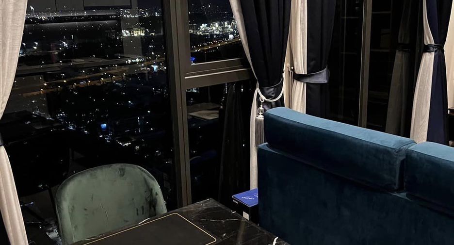 For rent 1 bed condo in Phra Khanong, Bangkok