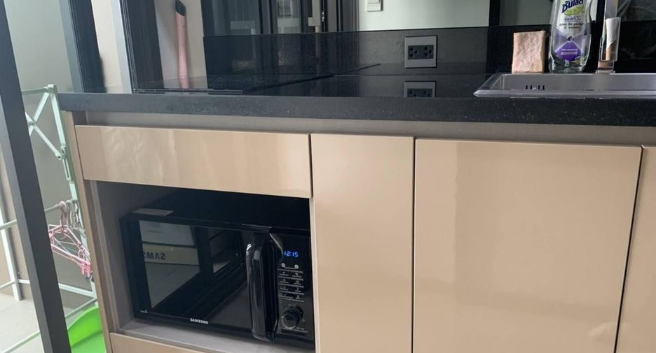 For rent 1 bed condo in Khlong Toei, Bangkok