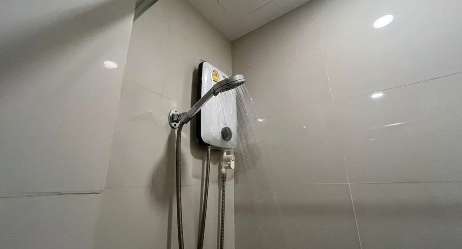 For rent 1 bed condo in Sathon, Bangkok