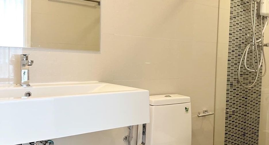 Condo en alquiler de 1 habitaciones en Bang Na, Bangkok