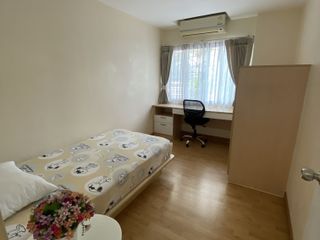 Apartamento en alquiler de 2 habitaciones en Watthana, Bangkok