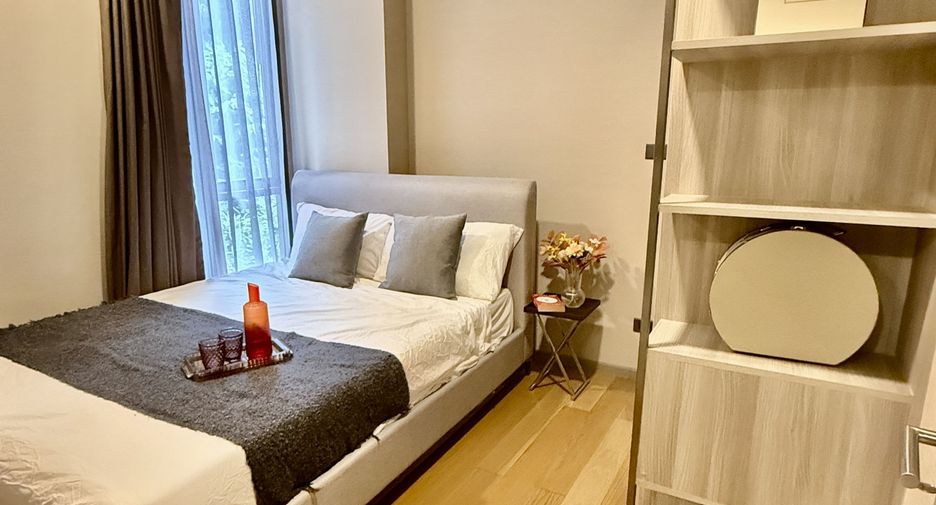 For rent 2 bedrooms condo in Watthana, Bangkok
