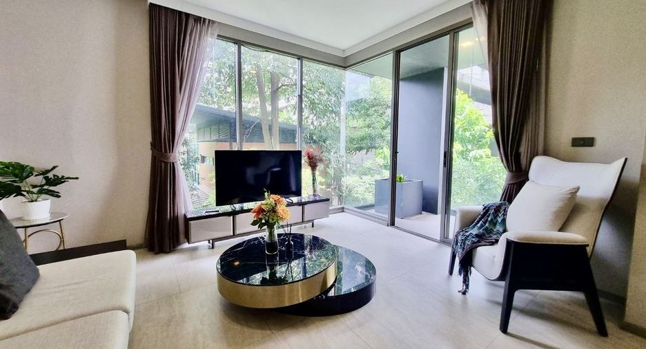 For rent 2 bedrooms condo in Watthana, Bangkok