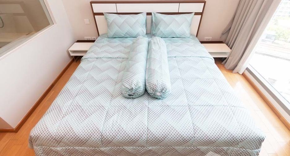 For rent 1 bed condo in Khlong Toei, Bangkok