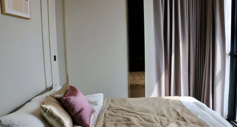 For rent 2 bedrooms condo in Watthana, Bangkok