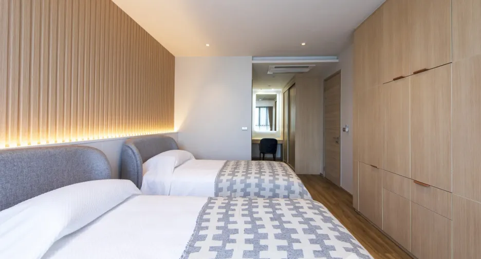 For rent 2 bedrooms condo in Mueang Samut Prakan, Samut Prakan