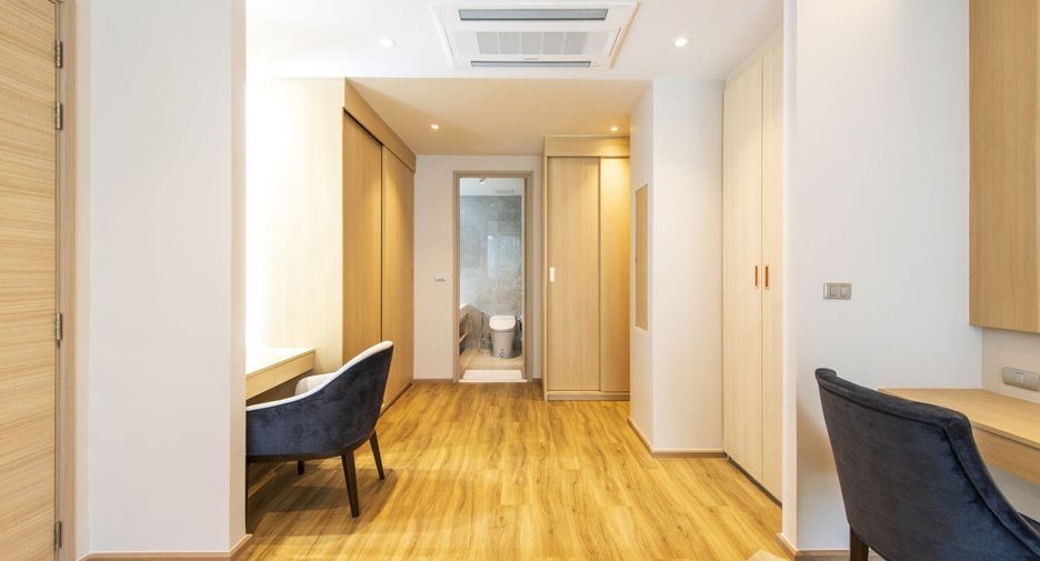 For rent 2 bedrooms condo in Mueang Samut Prakan, Samut Prakan