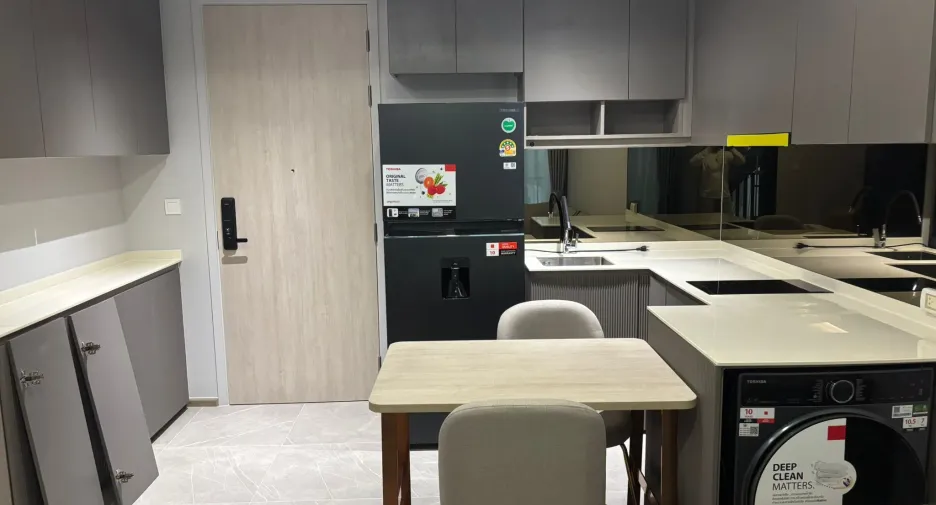 For rent 1 bed condo in Watthana, Bangkok