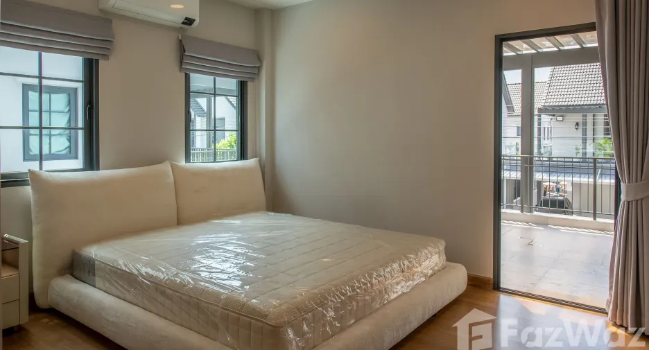 À louer 4 chambres villa à Bang Phli, Samut Prakan