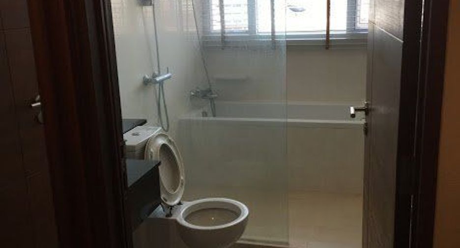 For rent 2 ベッドルーム condo in Watthana, Bangkok