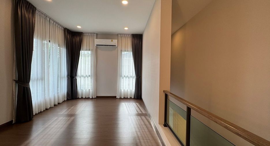À louer 5 chambres maison à Bang Phli, Samut Prakan